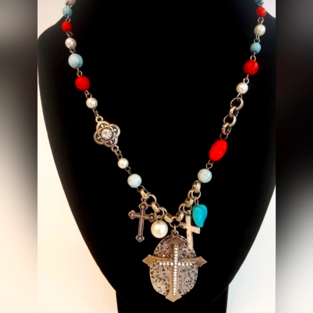 Rhinestone Cross Faux Turquoise Beaded Charm Style Necklace ~ Silver Tone 19'-19